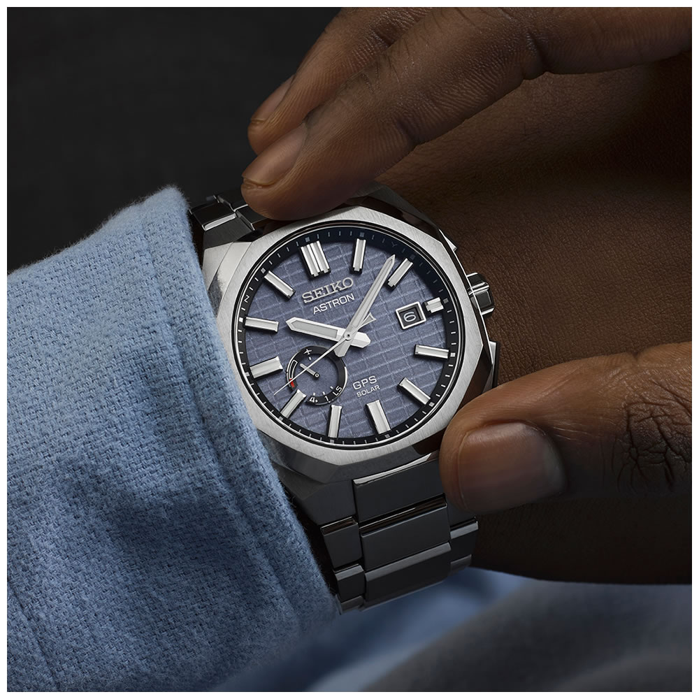 Seiko Astron GPS Solar SSJ013J Titanyum Erkek Kol Saati