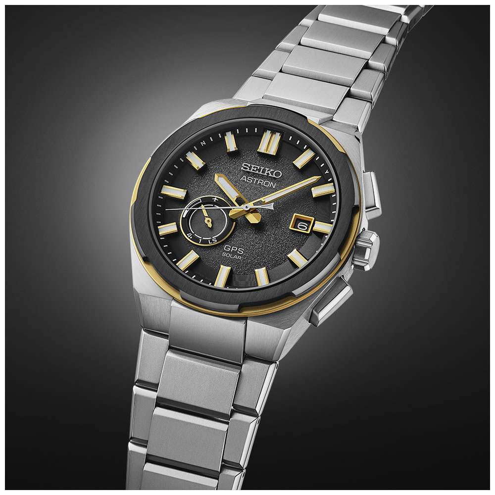 Seiko Astron GPS Solar SSJ026J Erkek Kol Saati