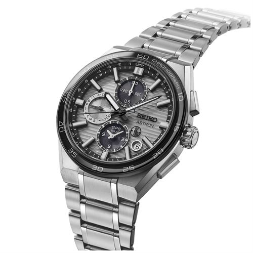 Seiko Astron GPS Solar SSH177J Kronograf Erkek Kol Saati